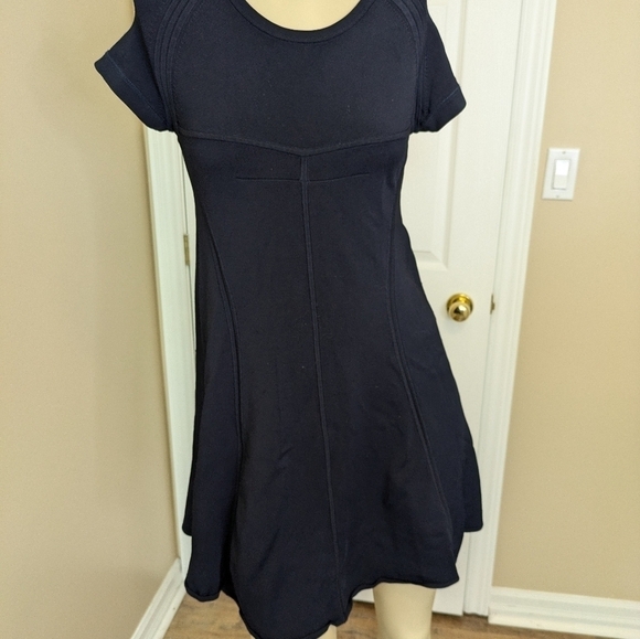 A.L.C. Navy Shelby Seamed Raglan Fit Flare Dress Womens Size Medium - Picture 4 of 10